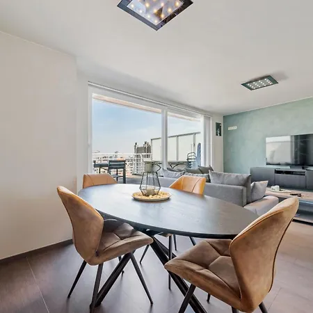 Modern Penthouse With Unique Terraces!