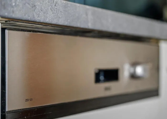 Modern Penthouse With Unique Terraces! Appartement *